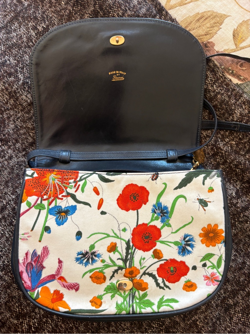 GUCCI CROSSBODY NAVY GOLD FLORA BLOOMS GRASSHOPPER BUTTERFLY - Picture 6 of 10